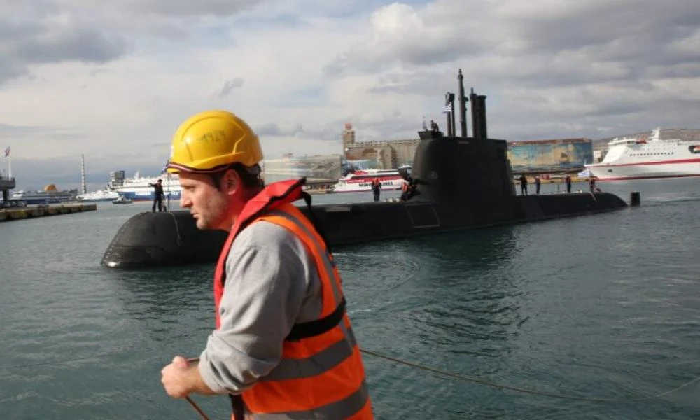 Παράταση του προγράμματος συντήρησης των υποβρυχίων ζητούν οι εργαζόμενοι στα Ναυπηγεία Σκαραμαγκά